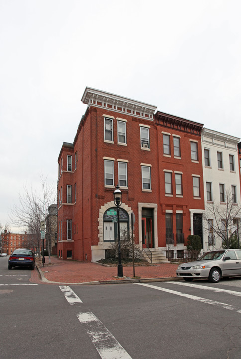 1735 Bolton St in Baltimore, MD - Foto de edificio