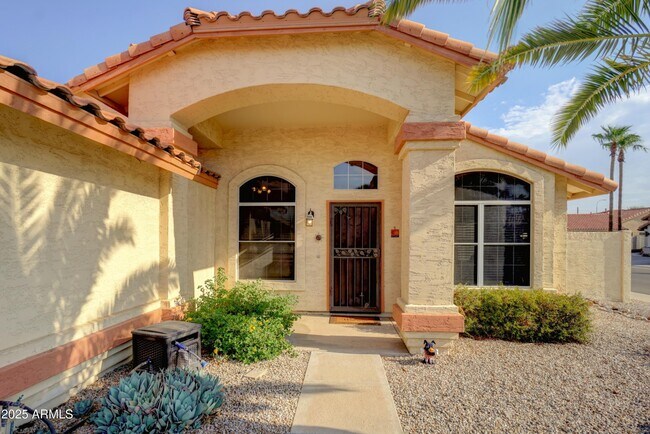 1560 W Winchester Way in Chandler, AZ - Building Photo - Building Photo