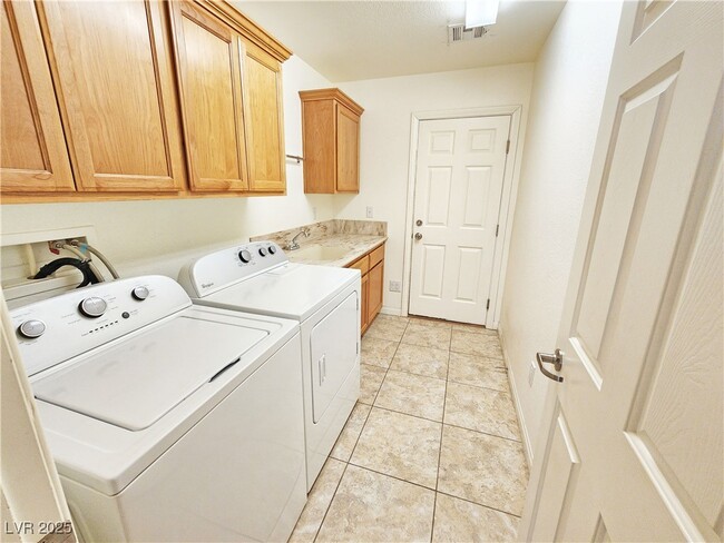 property at 1229 Bourbon St