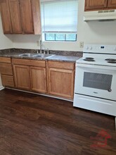 220 Dogwood Pointe Dr in McMinnville, TN - Foto de edificio - Building Photo