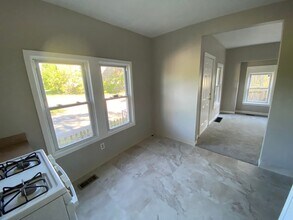 3214 W 71st St in Cleveland, OH - Building Photo - Building Photo