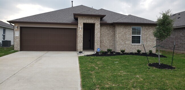 8006 Black Forest Ln in Arcola, TX - Building Photo - Building Photo