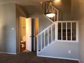 Seaside Village in Galveston, TX - Foto de edificio - Building Photo