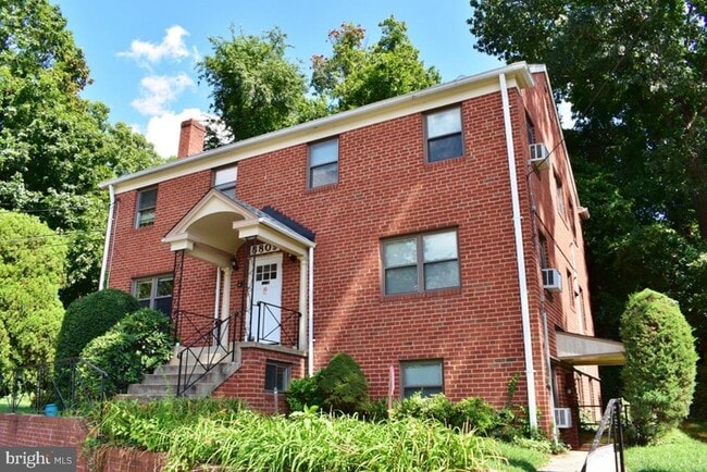 property at 8809 Plymouth St