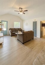 1660 Almand Creek Dr SW in Conyers, GA - Building Photo - Building Photo