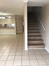 7091 Perkins Place Ct, Unit 7091 in Baton Rouge, LA - Foto de edificio - Building Photo