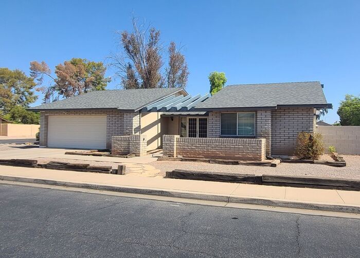 1344 W Nido Ave in Mesa, AZ - Building Photo