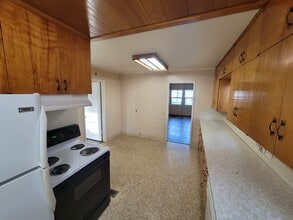 711 Sanford Ave in Richland, WA - Building Photo - Building Photo