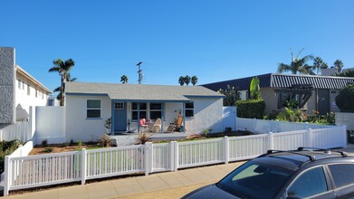 4846 Santa Cruz Ave in San Diego, CA - Building Photo - Building Photo