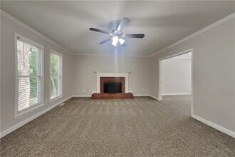 704 Kirkwood Cir in Woodstock, GA - Building Photo - Building Photo