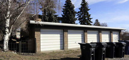 903 49th Ave SW in Calgary, AB - Building Photo - Building Photo