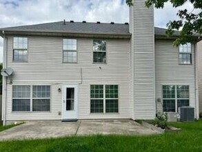 3261 Scottish Trace in Lexington, KY - Building Photo - Building Photo