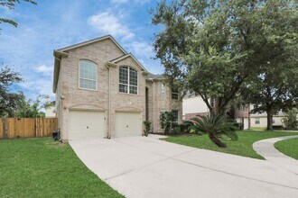 9002 Sundown Dr in Pearland, TX - Building Photo - Building Photo