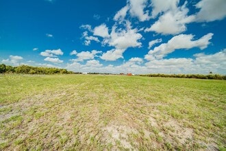 3640 SW 22nd St in Miami, FL - Building Photo - Building Photo