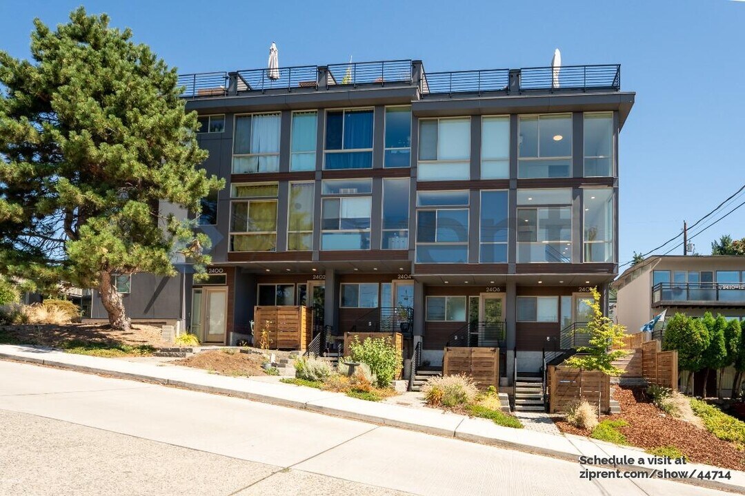 2408 13th Ave S in Seattle, WA - Building Photo