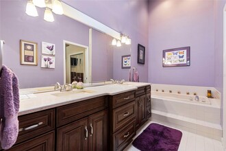 4966 Clubview Ct E in Bradenton, FL - Building Photo - Building Photo