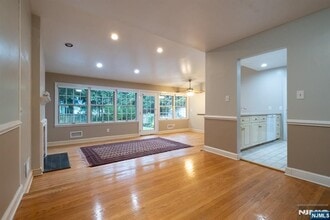 238 Emmett Pl in Ridgewood, NJ - Building Photo - Building Photo