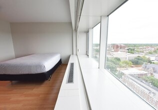 555 E William St, Unit 20L in Ann Arbor, MI - Building Photo - Building Photo