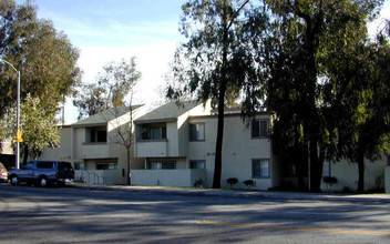 Via Del Sol Apartments in San Bernardino, CA - Building Photo - Building Photo