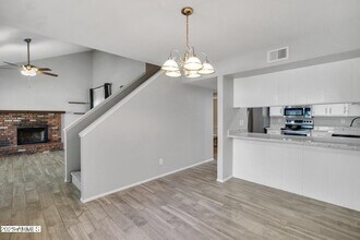 222 W Brown Rd in Mesa, AZ - Building Photo - Building Photo