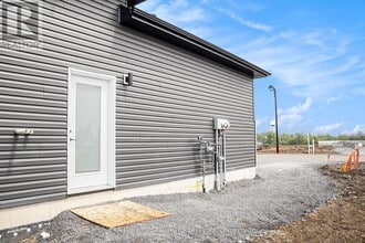 63 Helen St in North Stormont, ON - Building Photo - Building Photo