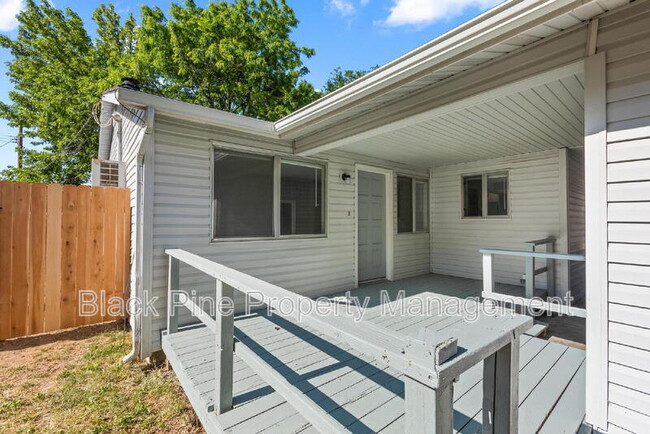 10507 W Irving Ct in Boise, ID - Building Photo - Building Photo