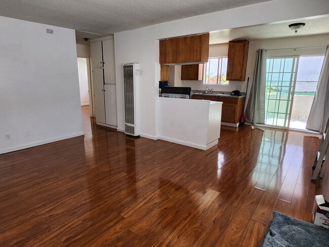 4420 W 169th St, Unit lanwdale