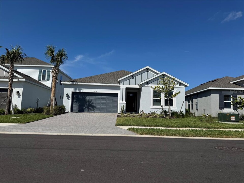 16129 Old Fox Trl in Port Charlotte, FL - Building Photo