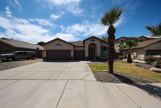 2831 E San Tan St in Chandler, AZ - Building Photo - Building Photo