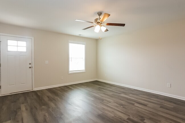 2027 Catlet Ct photo'