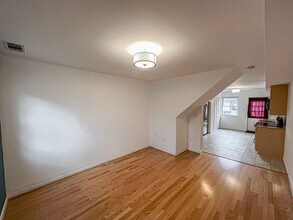 416 N Henry St in Alexandria, VA - Building Photo - Building Photo