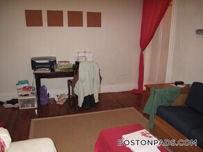 55 Park Dr, Unit 4 in Boston, MA - Building Photo - Building Photo