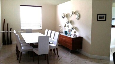 4337 Laurel Pl in Weston, FL - Building Photo - Building Photo