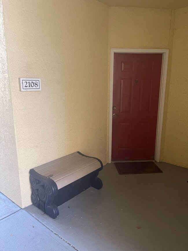 1100 Lake Shadow Cir in Maitland, FL - Building Photo - Building Photo