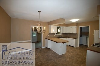 8209 Park Ave in Sherwood, AR - Building Photo - Building Photo