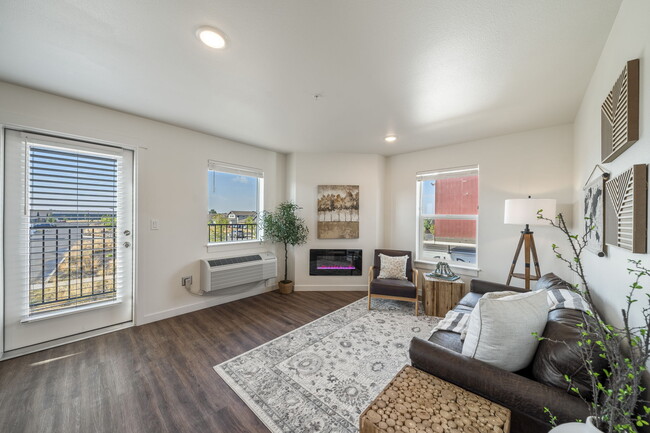 Limited Offer at North 88 in Redmond, OR - Building Photo - Building Photo