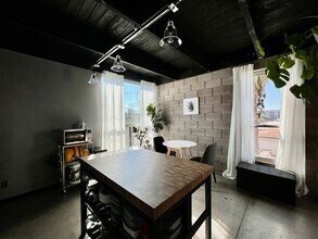 525 E Willetta St in Phoenix, AZ - Foto de edificio - Building Photo