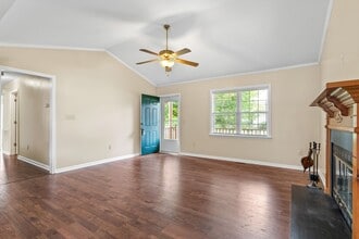 400 Kant Pl in Jacksonville, NC - Building Photo - Building Photo