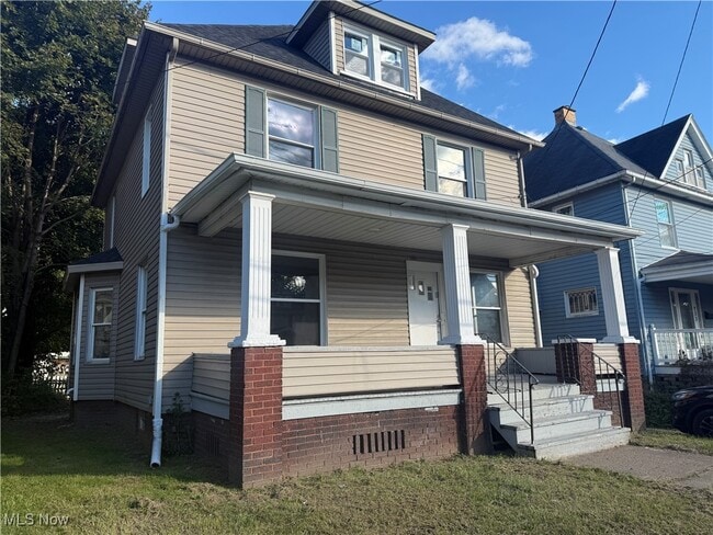 204 Broad Ave NW in Canton, OH - Building Photo - Building Photo