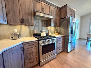 7104 S Pheasant Ridge Dr in Spokane, WA - Building Photo - Building Photo
