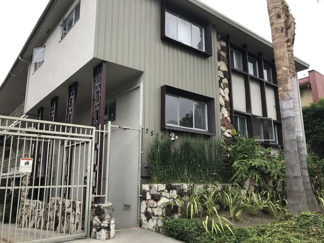 7526 Fountain Ave, Unit 1 in West Hollywood, CA - Foto de edificio - Building Photo