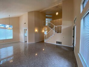 9154 Old Creek Dr in Elk Grove, CA - Building Photo - Building Photo
