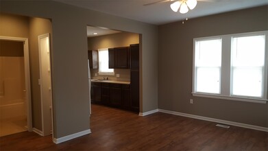 520 Maple St in Warrensburg, MO - Building Photo - Building Photo