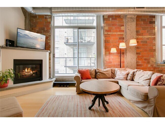 property at 521 S 7th St