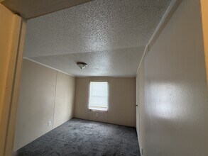 3213 S Dingle Dr in Florence, SC - Building Photo - Building Photo