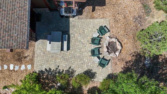 10116 Sagebrush Ct in Truckee, CA - Building Photo - Building Photo