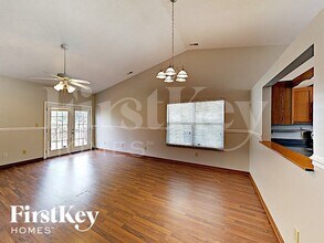 540 Buffalo Run Dr in Indianapolis, IN - Building Photo - Building Photo