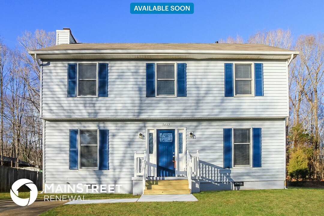 5447 Moravian Heights Ln in Clemmons, NC - Building Photo