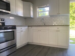 409 Glenn Pkwy in Hollywood, FL - Building Photo - Building Photo