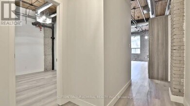 34 Noble St in Toronto, ON - Building Photo - Building Photo